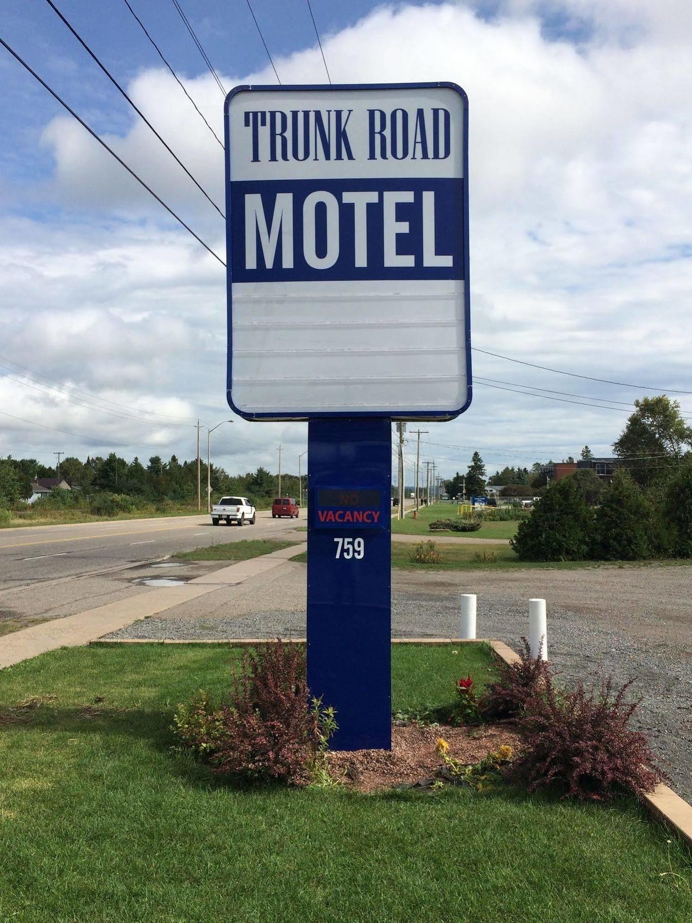 Trunk Road Motel Су-Сент-Мари Экстерьер фото